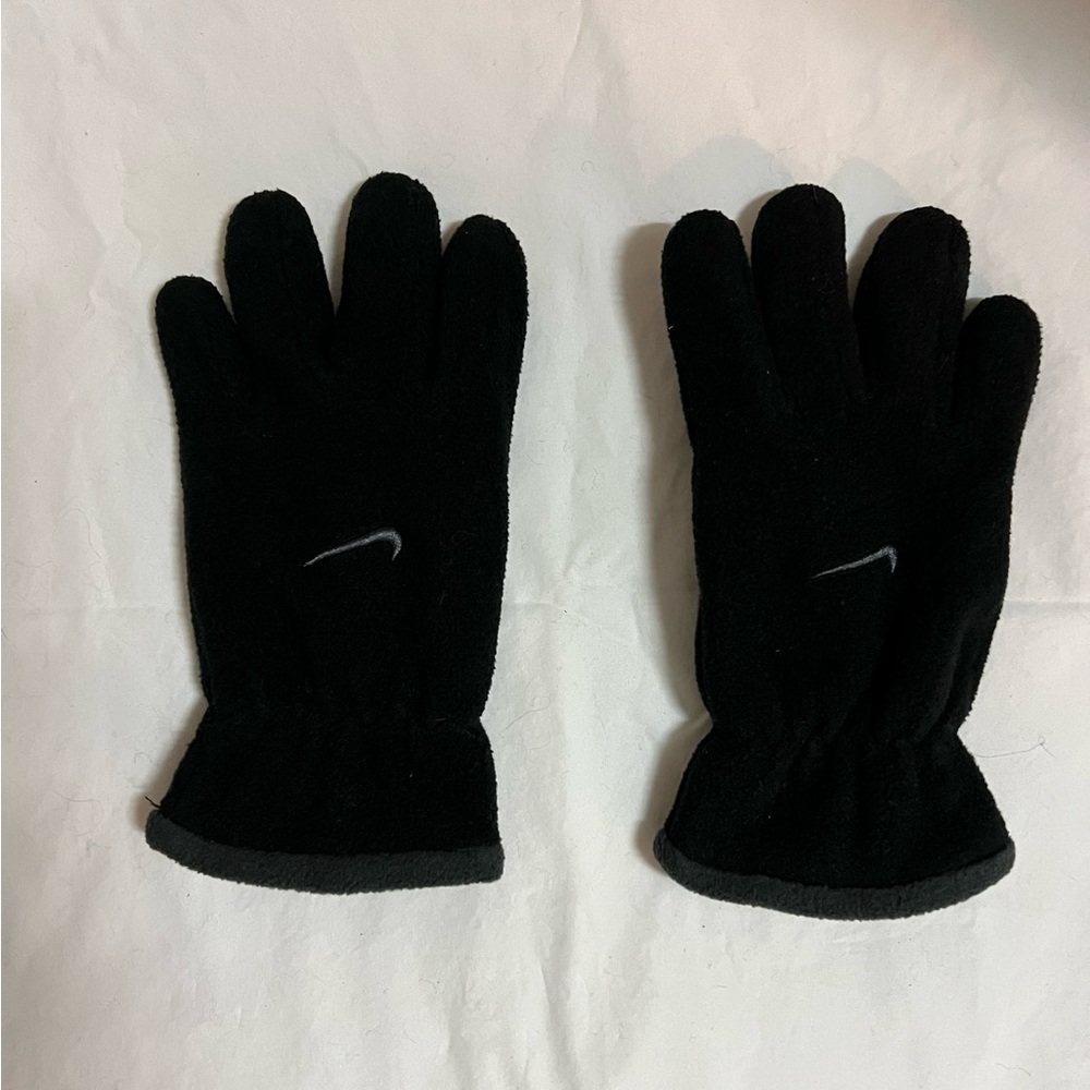 YOUTH NIKE FLEECE GLOVES